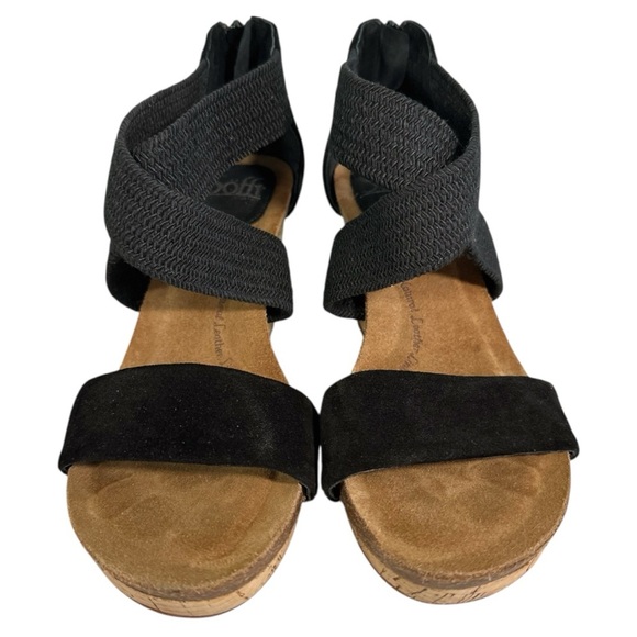 Chic Black Wedge Sandals size 8.5 - Picture 2 of 7